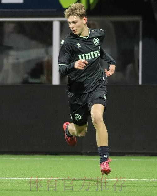 马卡-卢宁不在安帅计划 若球员留队只能当三号门